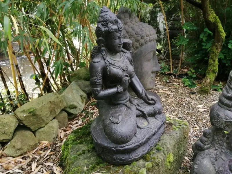Artikelbild 3 des Artikels “sitzende Dewi Tara, 72cm Höhe, antikfinish “